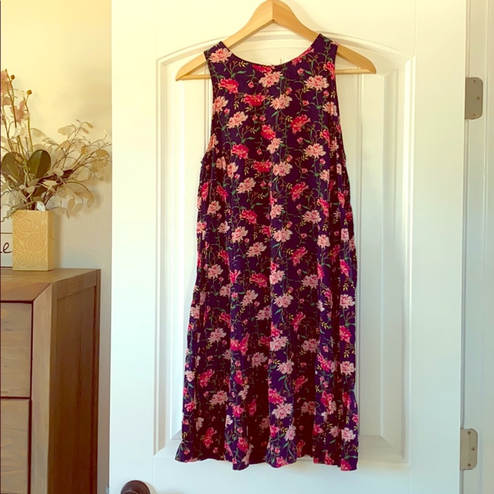 Old Navy Sleeveless Dress